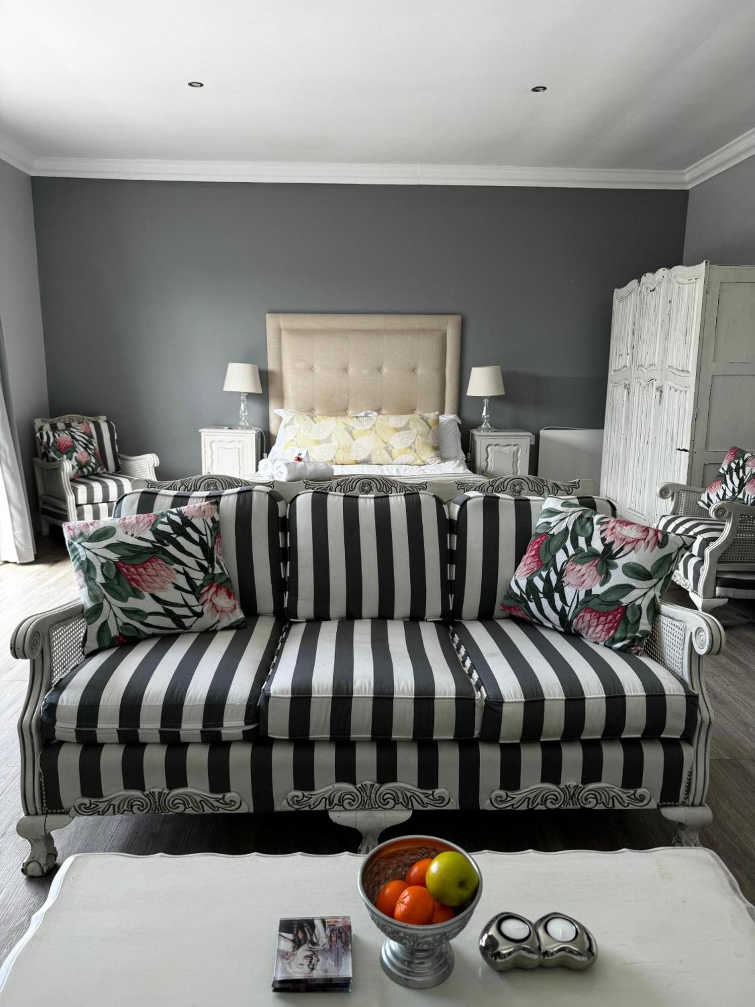 Namaste Spacious Studio Apartment Langebaan Exterior foto